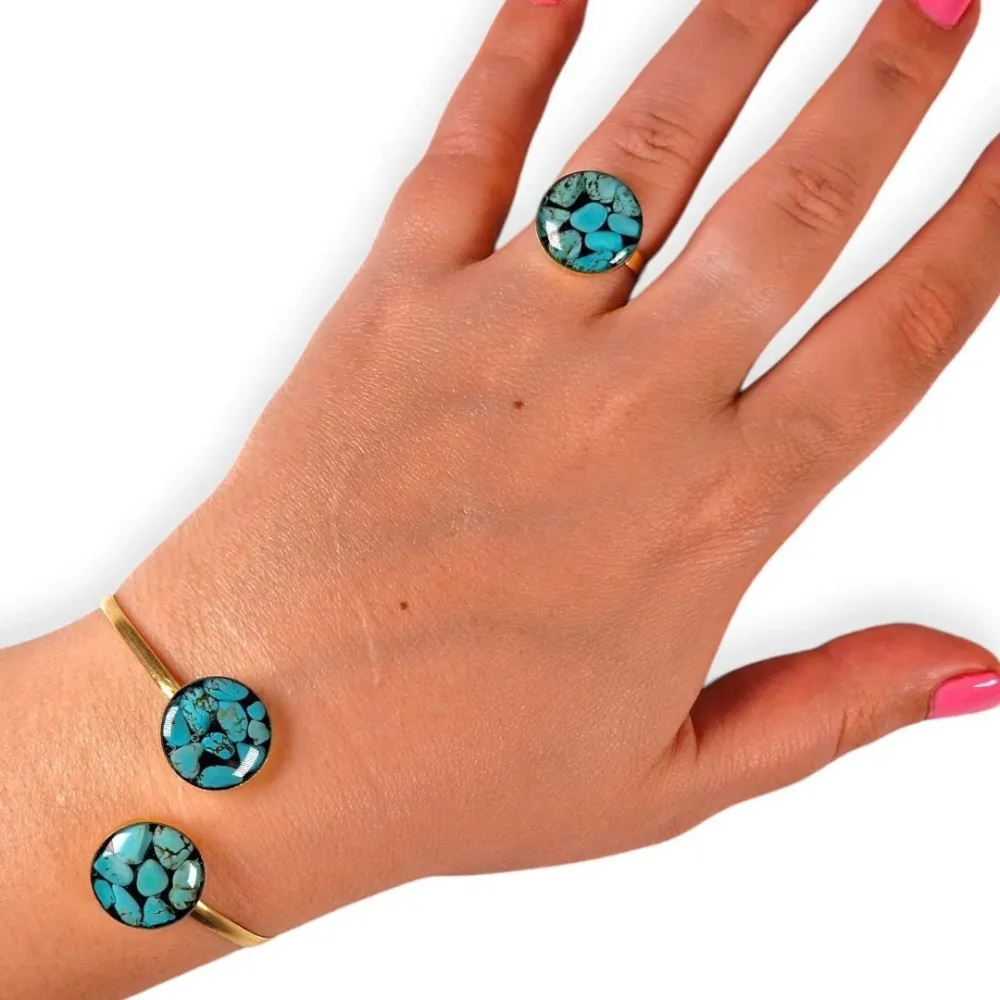 Pulsera y anillo ajustables elaborados en latón con el arte persa del "Firoozeh Koobi" o incrustación de turquesas y un di...