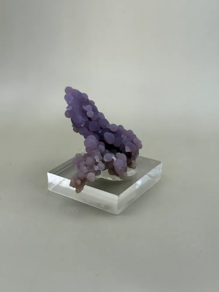 Forma libre de Calcedonia Uva